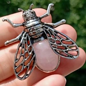 New Rose Quartz Lucky Cicada Pin Brooch Pendant.